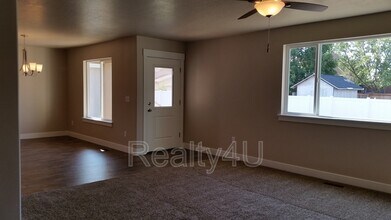 34 E 300 N in Orem, UT - Building Photo - Building Photo