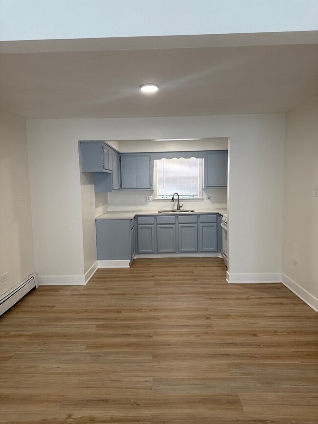 17385 70th Ave, Unit G in Tinley Park, IL - Foto de edificio - Building Photo
