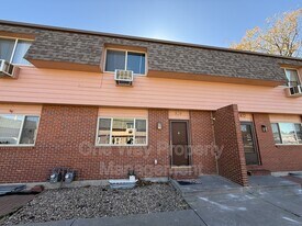 824 37th Ave Ct in Greeley, CO - Building Photo