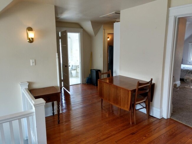 1528 Quarrier St, Unit 1528 Quarrier