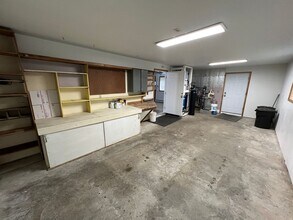 1100 W Turnaround in North Pole, AK - Building Photo - Building Photo