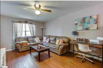 308 Bates View Dr in Travelers Rest, SC - Building Photo - Building Photo