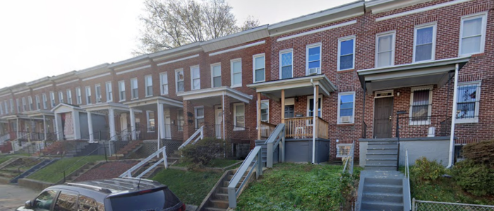 3299 Lyndale Ave in Baltimore, MD - Building Photo