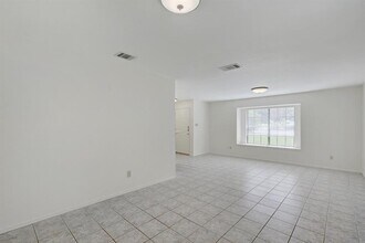 1506 Pease Rd in Austin, TX - Building Photo - Building Photo