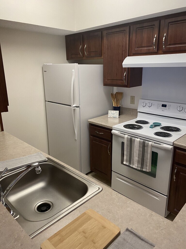 Huntington Woods Bristol, CT Apartments