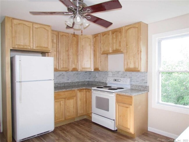 110 Culvert St in Torrington, CT - Building Photo - Building Photo