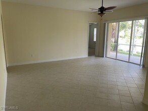 6081 Jonathans Bay Cir in Ft. Myers, FL - Building Photo - Building Photo