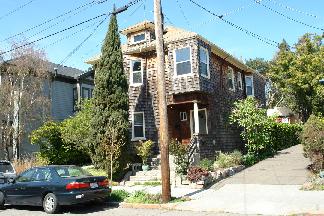 2009 Vine St in Berkeley, CA - Building Photo