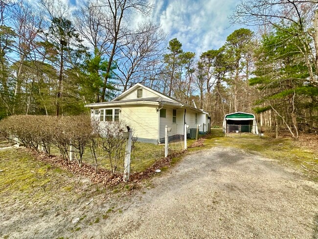 property at 63 Gentian St