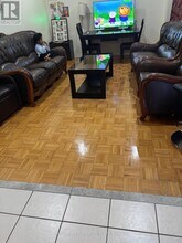 5 Pantomine Blvd in Brampton, ON - Building Photo - Building Photo