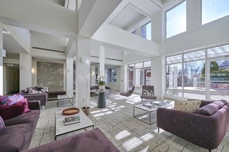 950 Massachusetts Ave in Cambridge, MA - Building Photo - Building Photo