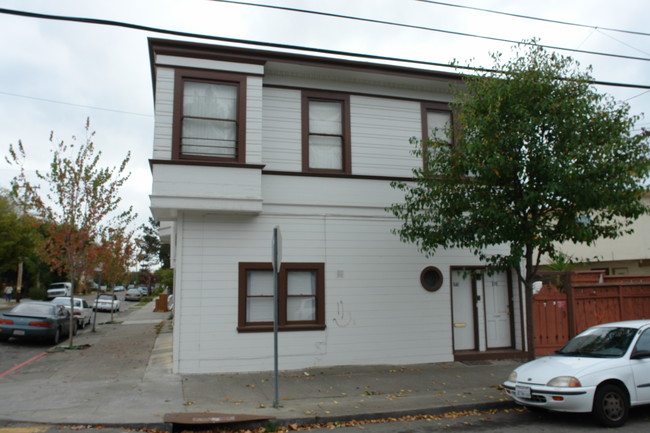 2300 7th St in Berkeley, CA - Foto de edificio - Building Photo