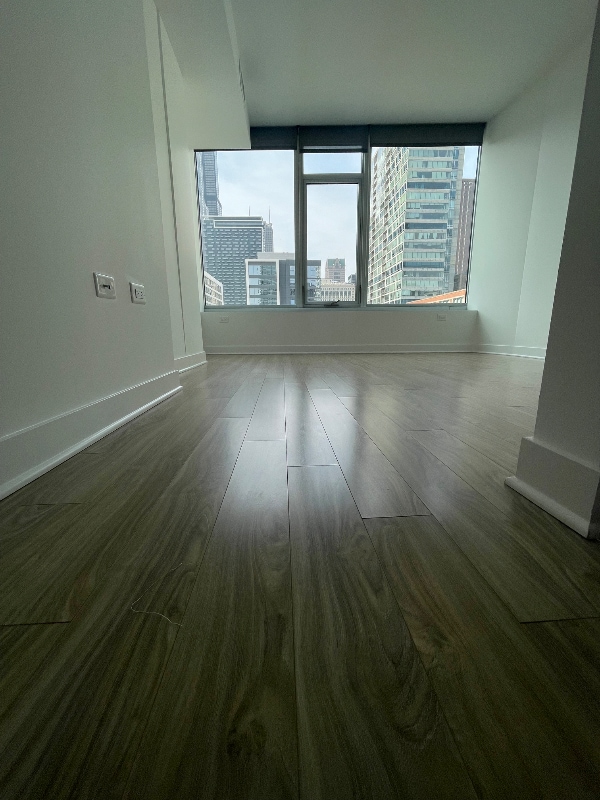 property at 712 S Wells St