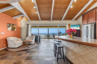 82-5909-5909 Coffee Royal Pl in Captain Cook, HI - Building Photo