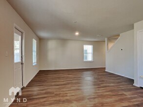 13725 Crossbow Rdg in San Antonio, TX - Building Photo - Building Photo