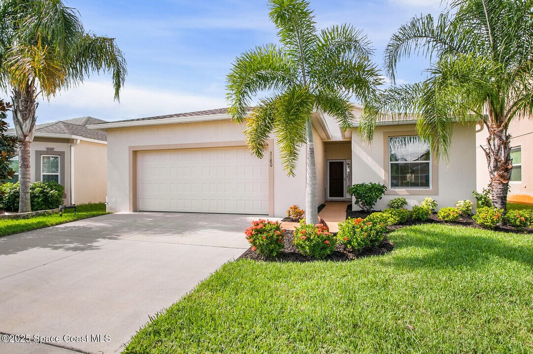 3180 Constellation Dr in Melbourne, FL - Building Photo