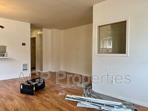 3356 Northwest Ave in Bellingham, WA - Building Photo - Building Photo
