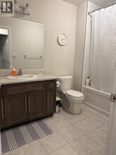 166 Templewood Dr in Kitchener, ON - Building Photo - Building Photo