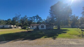 2960 Call St in Vidor, TX - Building Photo