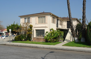 221 W Acacia Ave in Glendale, CA - Building Photo