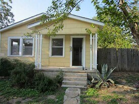 507 E 54th St in Austin, TX - Building Photo