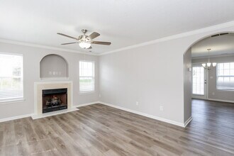 6004 Bradford Ct in Dallas, NC - Building Photo - Building Photo