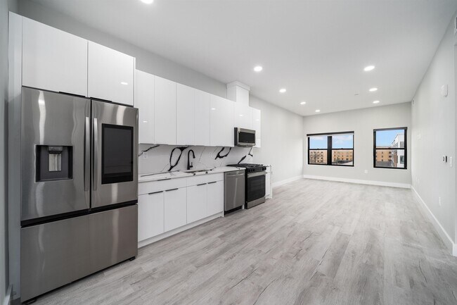 187 CULVER Ave in Jersey City, NJ - Building Photo - Building Photo