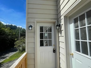 45 Reservoir Rd-Unit -Unit 3 in Northampton, MA - Building Photo - Building Photo