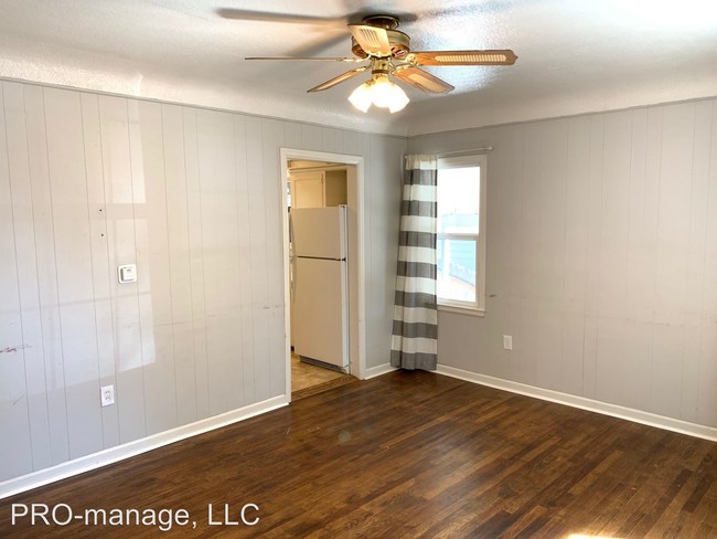 153 E 16th St in Idaho Falls, ID - Building Photo - Building Photo