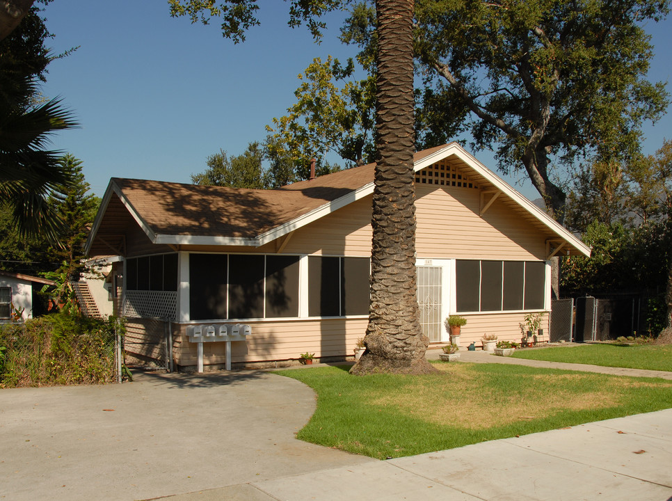 147 S Vermont Ave in Glendora, CA - Building Photo