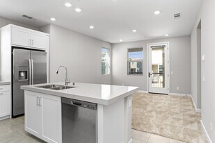1219 Sunrise View in San Marcos, CA - Building Photo