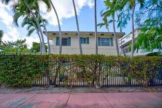 1610 Michigan Ave in Miami Beach, FL - Building Photo - Building Photo