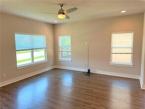 3462 W Tuscan Rd in Fayetteville, AR - Building Photo - Building Photo