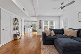 107 Putnam St in Boston, MA - Building Photo - Building Photo