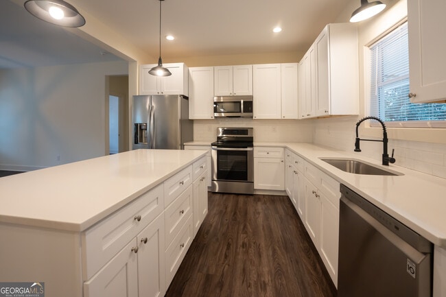 1000 Bell Cir in Madison, GA - Building Photo - Building Photo