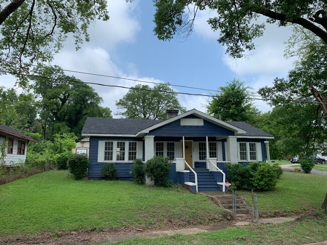 property at 1520 36th St N