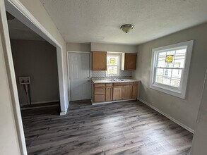 2950 N Colorado Ave in Indianapolis, IN - Foto de edificio - Building Photo