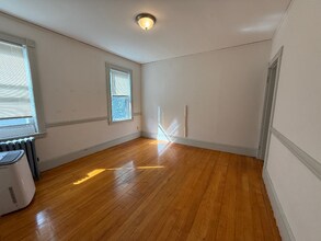 28 Pinedale Rd in Boston, MA - Building Photo - Building Photo