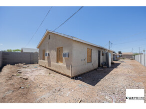 352 N 35th St in Phoenix, AZ - Building Photo - Building Photo