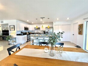 13781 SW 84th St in Miami, FL - Building Photo - Building Photo