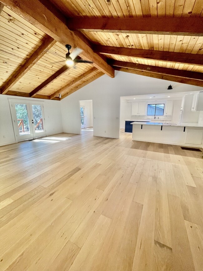 17675 Foxtail Dr in Penn Valley, CA - Building Photo - Building Photo