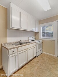 2011 13th St photo'