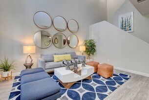 Willowbrook in Las Vegas, NV - Building Photo