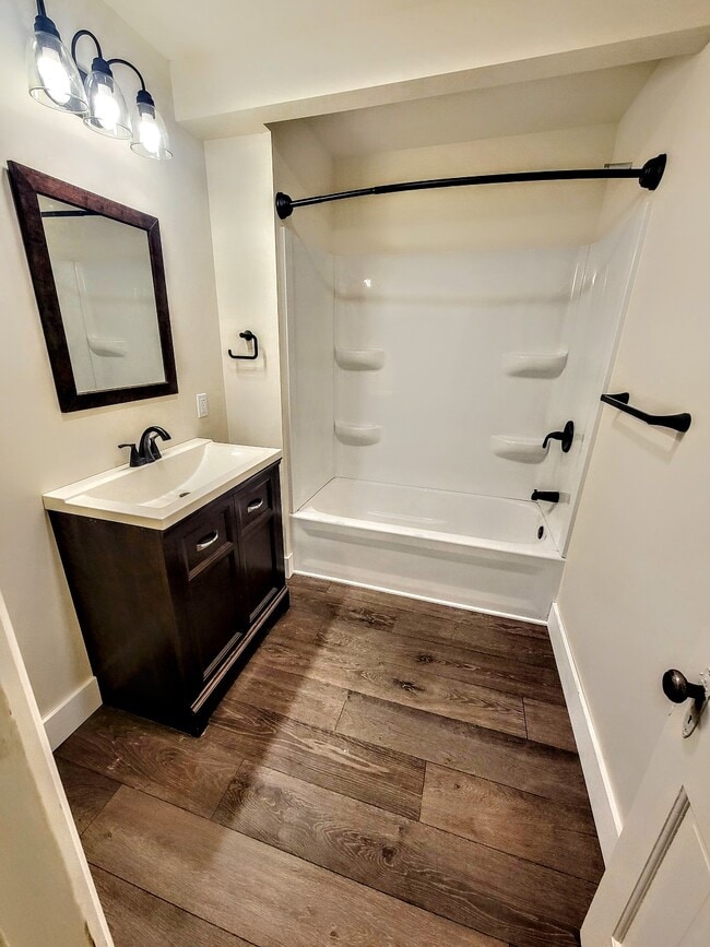 1519 Baker Dr in Kalamazoo, MI - Building Photo - Building Photo