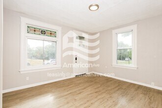 4001 Herron Ave in Cincinnati, OH - Foto de edificio - Building Photo