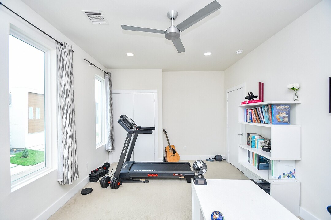 5519 Paraiso Pl in Houston, TX - Building Photo