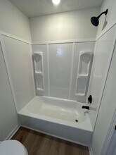 4 Easy St in Taylors, SC - Building Photo - Building Photo