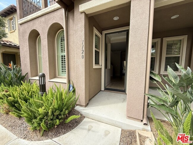 1120 Columbia Trl in Duarte, CA - Building Photo - Building Photo