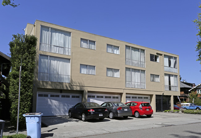 2612 Webster St in Berkeley, CA - Foto de edificio - Building Photo