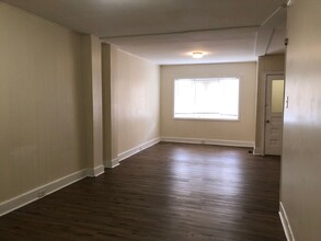 54 Conrad St in Trenton, NJ - Building Photo - Building Photo